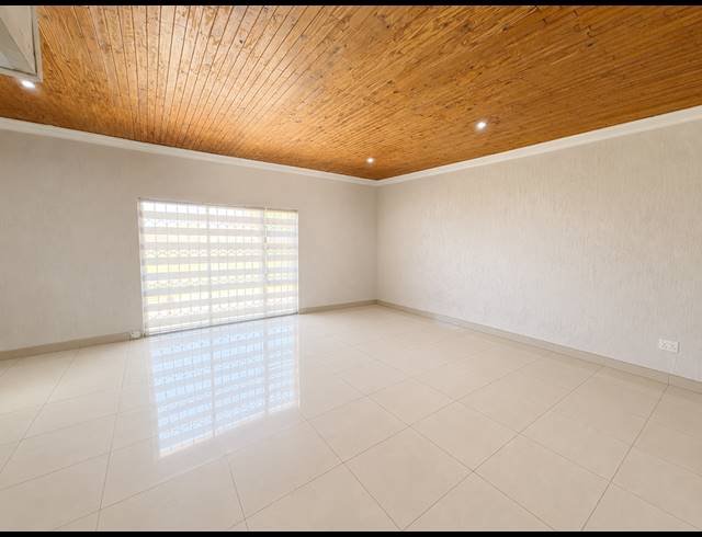 3 BEDROOM HOUSE TO LET IN BEDWORTH PARK